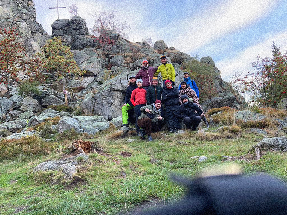 vsf-BTS-crew